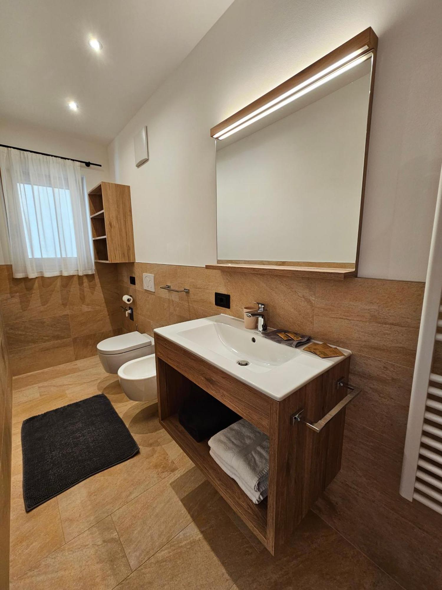 Chalet Soredlin La Valle Bilik gambar